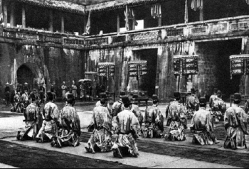 Nghi lễ trung tuần sóc vọng huý kị chân linh là phong tục Việt